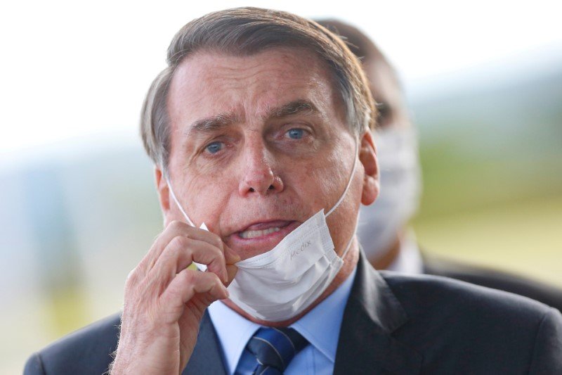 Bolsonaro critica participação de Weintraub em ato: "Não foi prudente"