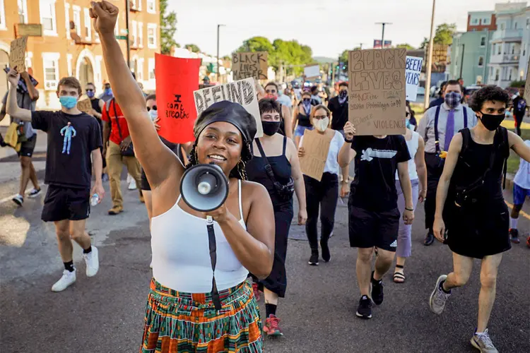 EUA: dos 50 estados, apenas três não reconhecem o Juneteenth como um feriado (Brian Snyder/Reuters)