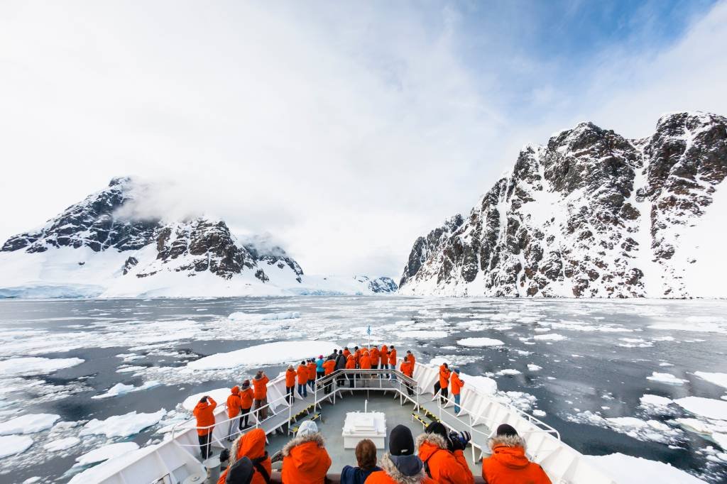 O Oceano Antártico é o mais jovem do mundo, formado quando a Antártica e a América do Sul se separaram há cerca de 30 milhões de anos (Andrew Peacock/Getty Images)