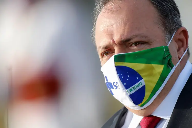 Ministro interino da Saúde, Eduardo Pazuelo, esclarece na Câmara dos Deputados apagão de dados da covid-19 (Adriano Machado/Reuters)