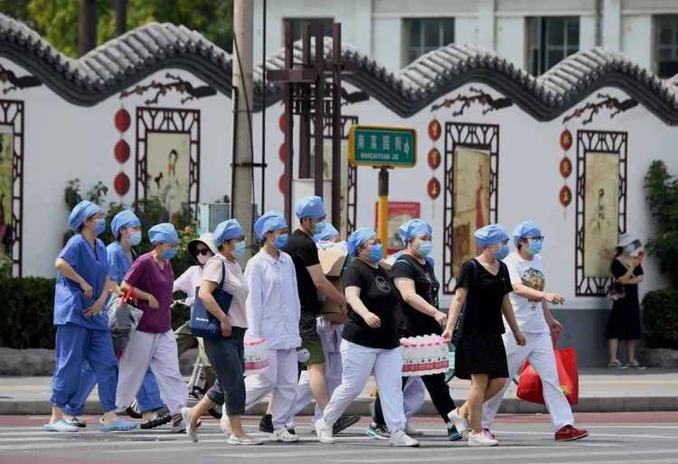 Novo surto de coronavírus na China: Pequim aumenta as restrições para conter avanço da covid-19 (Noel Celis/AFP)