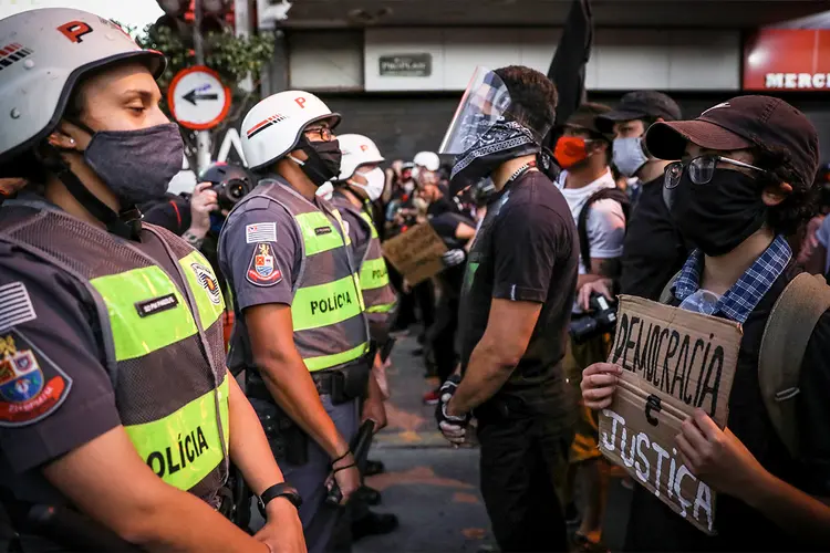 Manifestação contra Bolsonaro em São Paulo
7/6/2020 (Amanda Perobelli/Reuters)