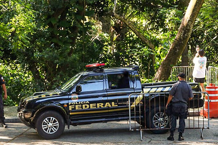 Polícia Federal: organização cumpre 17 mandados de busca e apreensão contra desembargadores, juízes, advogados e empresários (Reuters/Pilar Olivares)