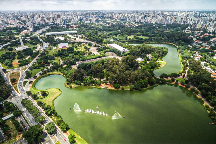 Parque do Ibirapuera está fechado desde o fim de março (filipefrazao/Thinkstock)