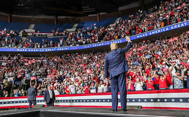 Trump em comício em Tulsa: lugares vazios após boicote organizado pelo TikTok (Leah Millis/Reuters)