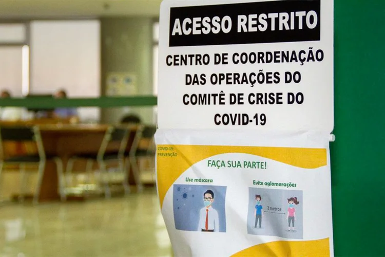 Covid-19: dos 3.400 servidores da Presidência da República, até o dia 3 de julho, havia 108 casos positivos para covid-19, o equivalente a 3,8% do quadro (SGPR/Divulgação)