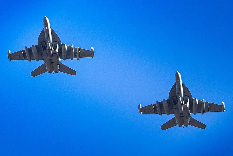 Força aérea americana: os militares dos EUA estão enviando de três a cinco aeronaves de reconhecimento por dia para o Mar da China Meridional (Oh Jang-hwan/News1/Reuters)
