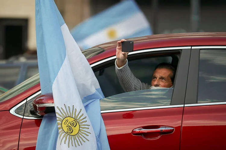Argentina: país está disposto a ouvir contraproposta desde que não aumente o fluxo de dinheiro na transação (Agustin Marcarian/Reuters)