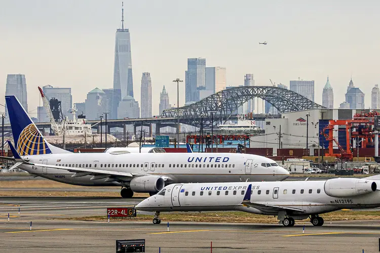 United Airlines: empresa pode afastar até 45% dos funcionários nos Estados Unidos (Chris Helgren/Reuters)