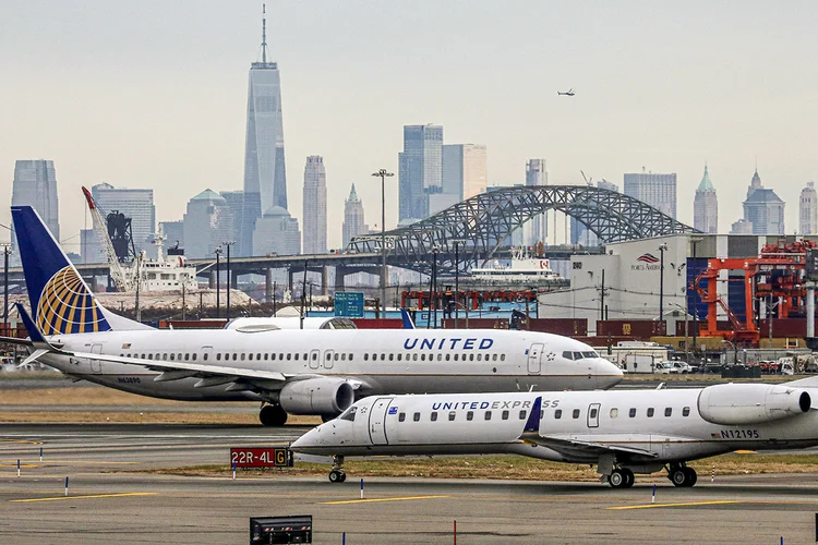 United Airlines: empresa pode afastar até 45% dos funcionários nos Estados Unidos (Chris Helgren/Reuters)