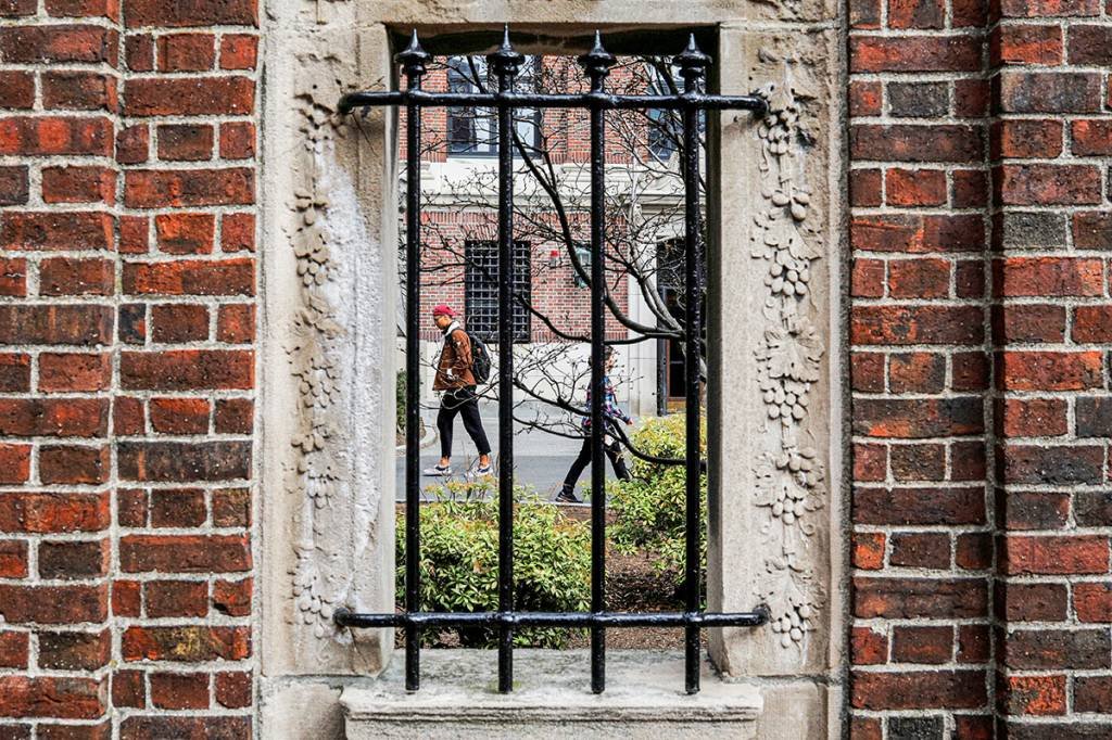 Harvard: governo dos EUA desistiu de uma tentativa de barrar dezenas de milhares de estudantes estrangeiros no país (Brian Snyder/Reuters)