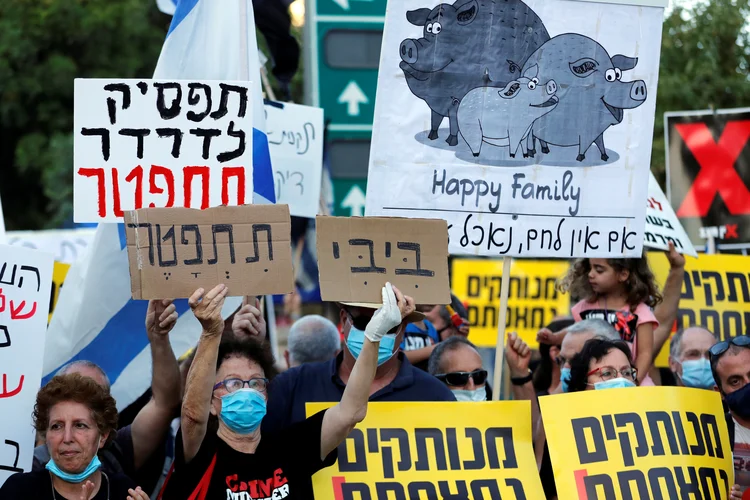 Israel: Netanyahu anunciou que o governo vai oferecer um auxílio emergencial à população (Ronen Zvulun/Reuters)