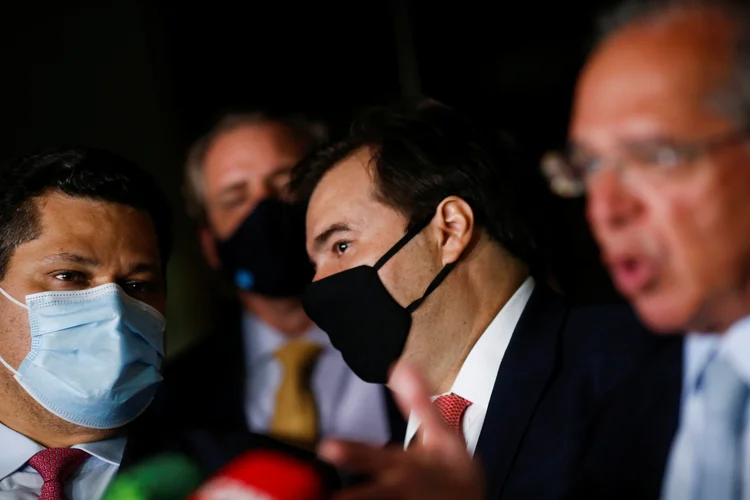 Davi alcolumbre, rodrigo Maia e Paulo Guedes (Adriano Machado/Reuters)
