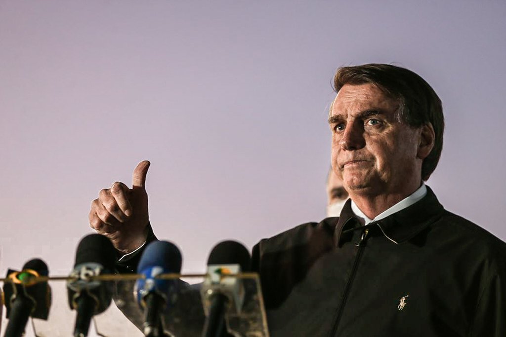 Bolsonaro quer aumento para servidor antes do fim do mandato, diz ministro