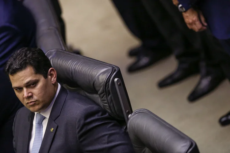 Alcolumbre: presidente do Senado e do Congresso indicou apoio para derrubar um veto do presidente Jair Bolsonaro (Andre Coelho /Bloomberg/Getty Images)