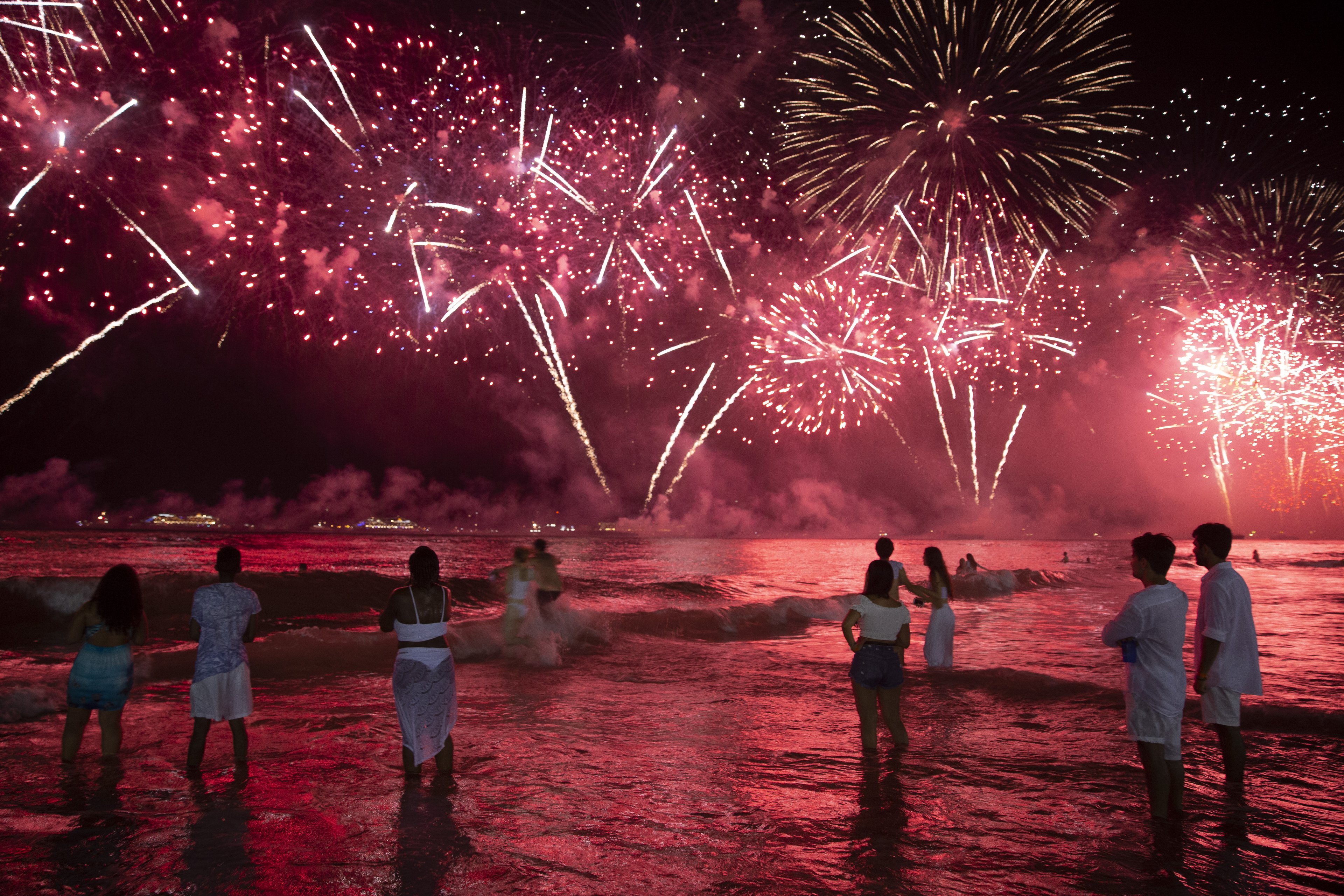 Covid-19: Rio tem cenário favorável para Réveillon