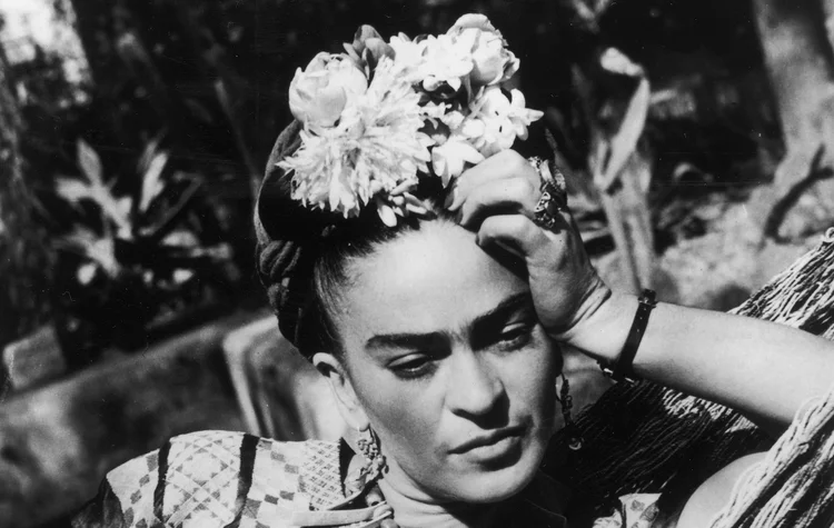 Frida Kahlo: obra da artista foi marcada pela presença da dor (Hulton Archive/Getty Images)