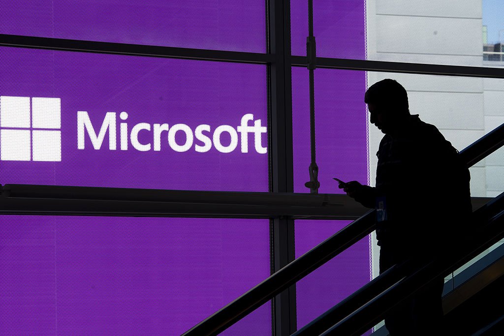 PLAY: Respeite a quarentona Microsoft, a maior empresa do mundo