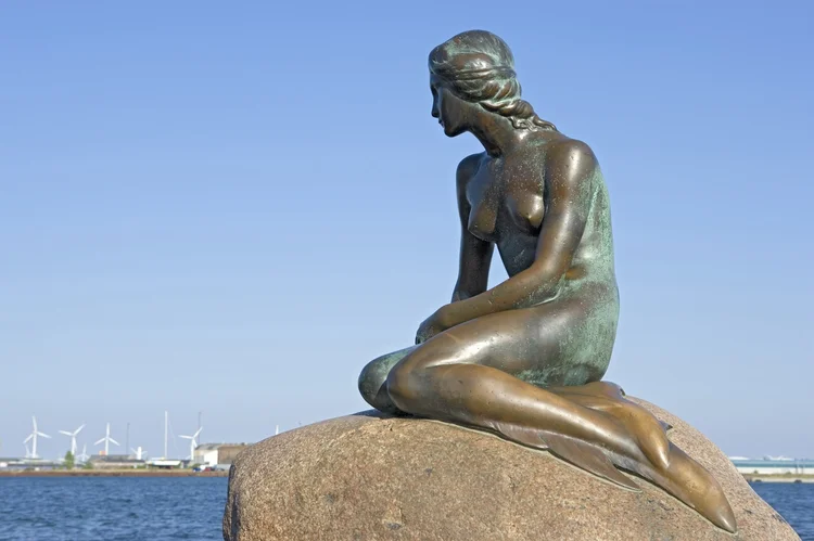 Copenhagen, Denmark, The Little mermaid statue. (Photo by: Education Images/Universal Images Group via Getty Images) (Education Images/Universal Images Group/Getty Images)