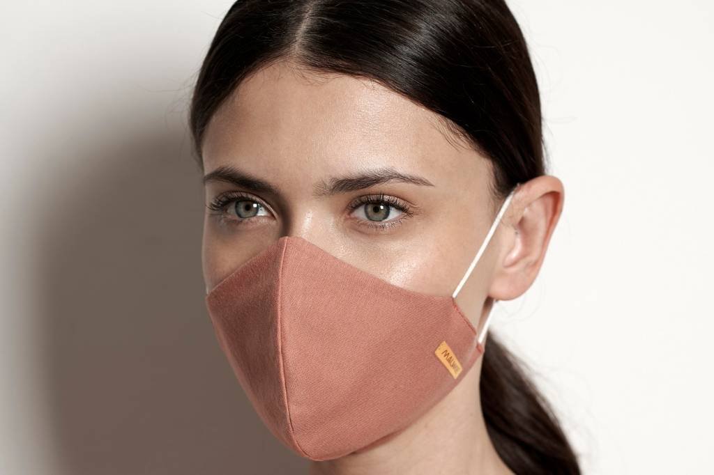A batalha das máscaras: por que os itens de marca estão esgotando?