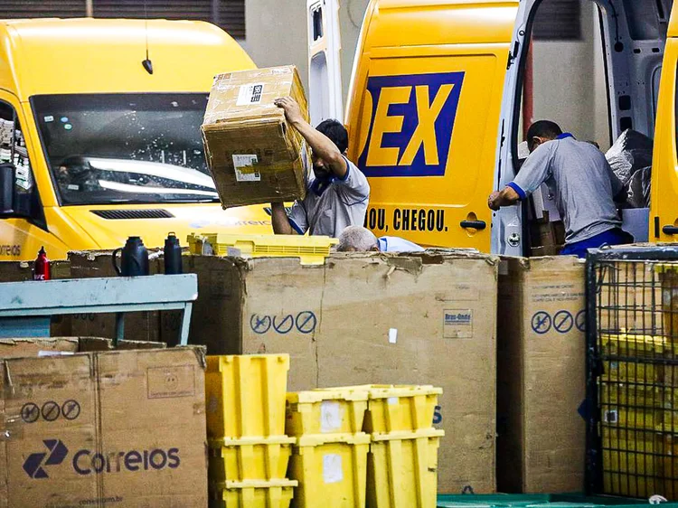 Correios: com ambiente de vendas online, a empresa pretende funcionar em toda a cadeia do comércio eletrônico. (Fernando Frazão/Agência Brasil)