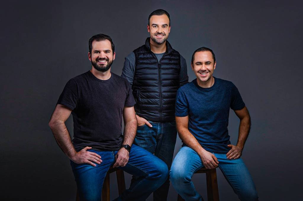 Rafael Bouchabki, Felipe Lourenço e Leonardo Berdu, fundadores da iClinic: startup foi criada em 2012 para oferecer um prontuário eletrônico digital aos médicos (iClinic/Divulgação)