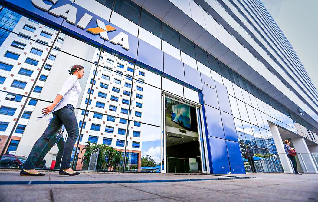 Caixa Econômica avalia venda de parte de suas ações no Banco Pan