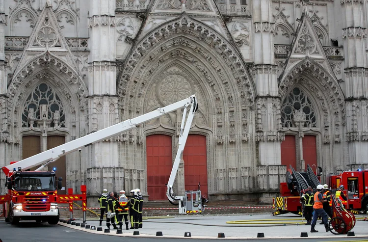 Catedral de Nantes: promotor da cidade disse que as autoridades tratavam o incidente como ato criminoso (Stephane Mahe/Reuters)