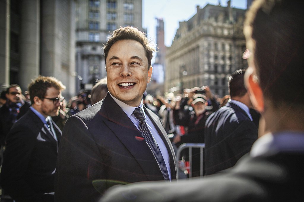 Fortuna de Elon Musk, bilionário fundador da Tesla, ultrapassa US$ 100 bi