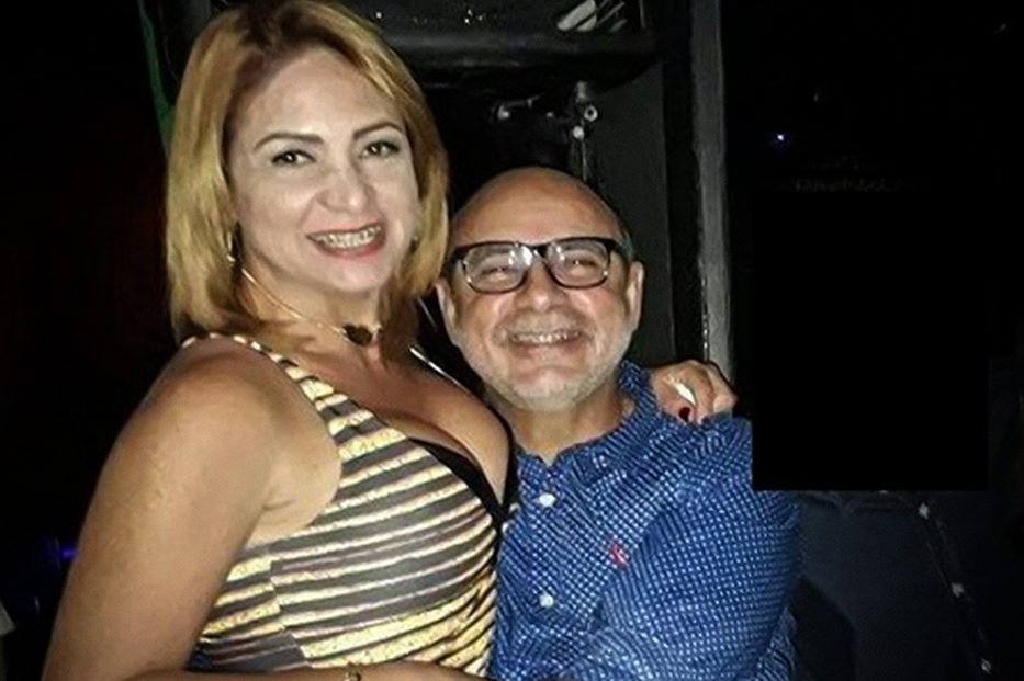 Márcia Aguiar com o marido, Fabrício Queiroz, ex-assessor de Flávio Bolsonaro  (Reprodução/Reprodução)