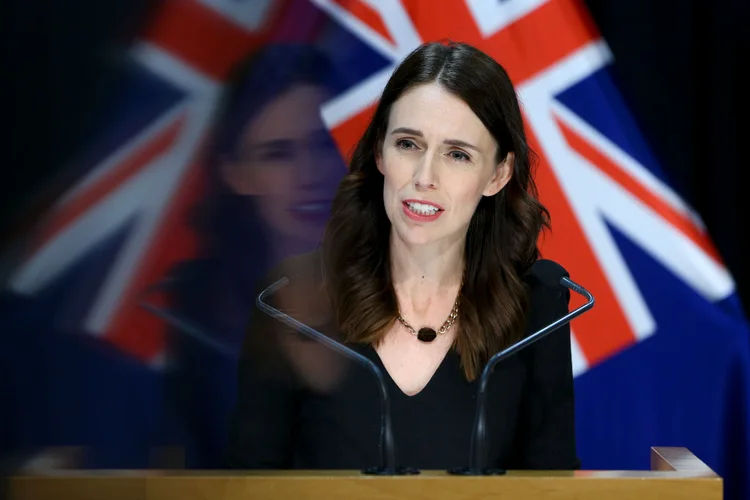 Jacinda Ardern, primeira-ministra da Nova Zelândia: "Nós eliminamos o vírus antes e vamos fazer isso de novo" (Hagen Hopkins/Getty Images)