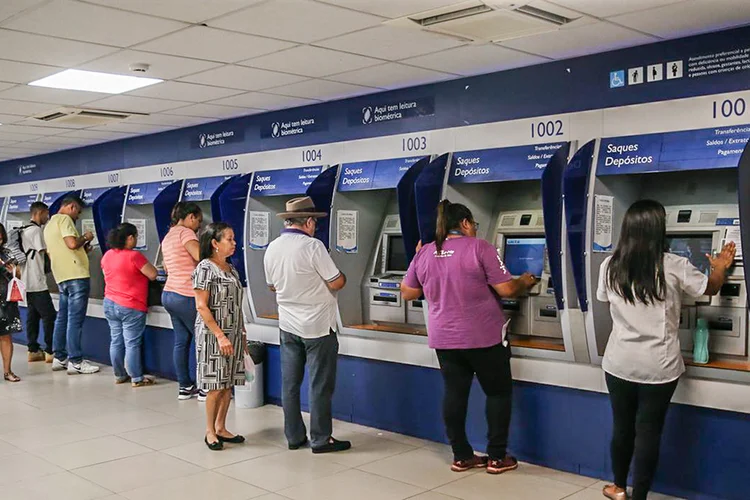Bancos: para reduzir o prejuízo, o governo adiou e até suspendeu diversos pagamentos durante a pandemia (José Cruz/Agência Brasil)