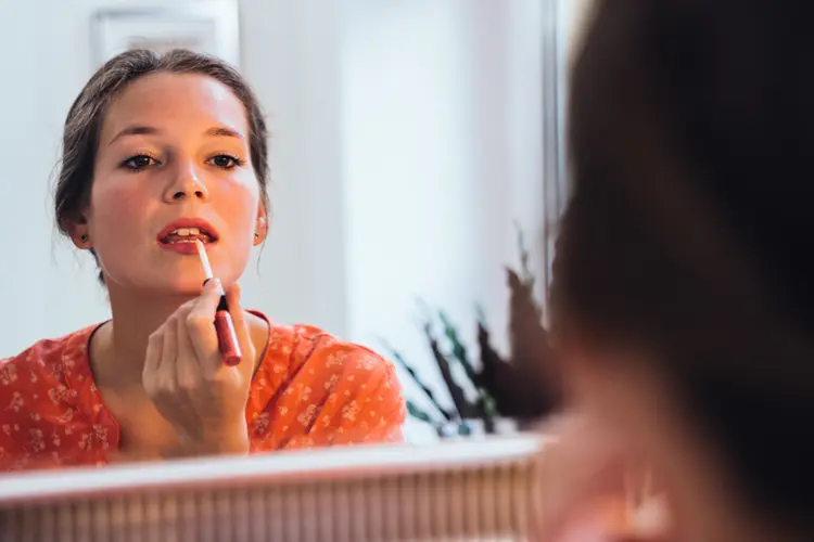 Cosméticos: Uma das razões para o crescimento do mercado de skincare é a mudança do comportamento dos consumidores em relação à beleza e ao autocuidado (Guido Mieth/Getty Images)