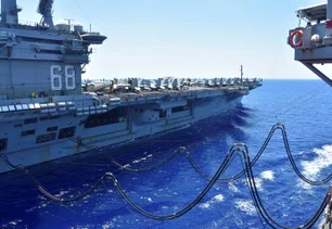 Imagem referente à matéria: EUA enviará terceiro porta-aviões para perto de Israel, diz emissora americana