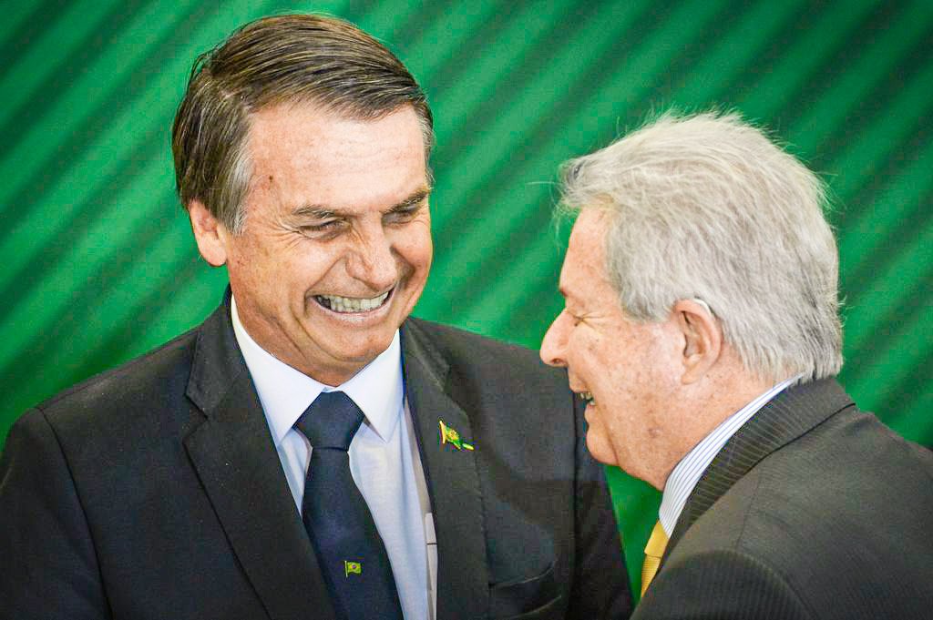 Bolsonaro e Novaes: a saída de Novaes está alinhada ao movimento de Bolsonaro de se afastar do núcleo considerado radical (Marcelo Camargo/Agência Brasil)