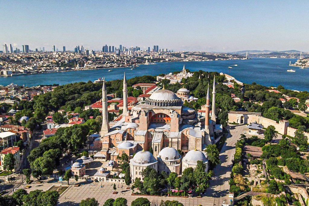 Museu ou mesquita? Turquia decide o futuro da Basílica de Santa Sofia
