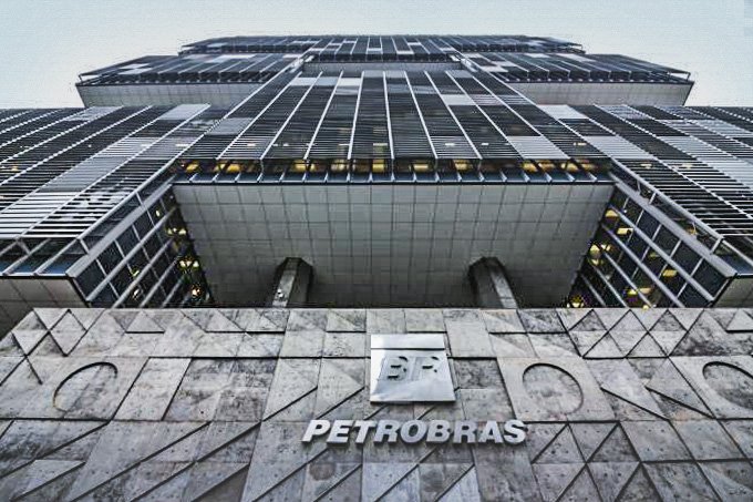 Petrobras assina acordo de R$ 436 mi com Eletrobras e Amazonas Energia