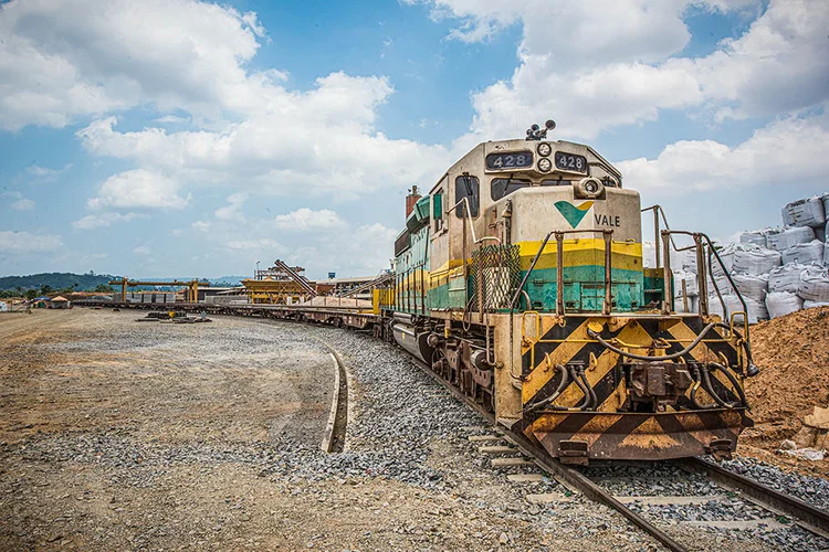 Locomotiva da Vale: total de ações a venda pode arrecadar mínimo de 5,9 bilhões de reais (Germano Lüders/Exame)