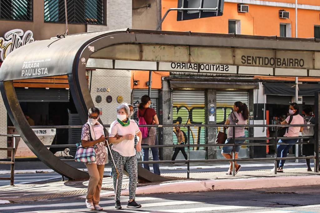Rua da Consolação, no centro de São Paulo: capital tem tido estabilização em número de novos casos do coronavírus (Rovena Rosa/Agência Brasil)