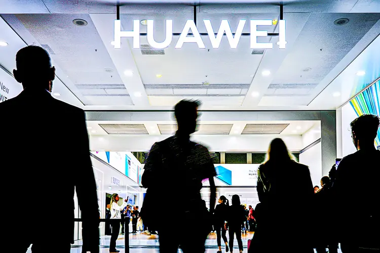 Bússola Líderes entrevista o diretor global de Cibersegurança da Huawei, Marcelo Motta (Hannibal Hanschke/Reuters)