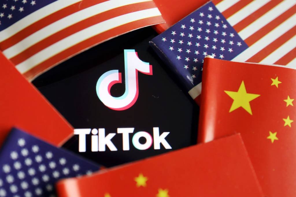 China: país pode se sair vitorioso na guerra da internet com a proibição ao TikTok (Florence Lo/Illustration/Reuters)