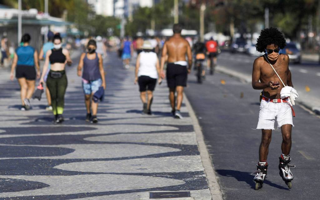 Rio vai fechar Copacabana no Réveillon para evitar aglomerações