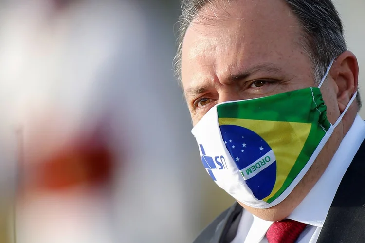 Pazuello: durante cerimônia, ministro disse que não há uma "segunda onda", mas um "repique" da pandemia (Adriano Machado/Reuters)