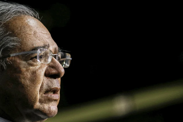 Guedes: proposta do ministro para ampliar o Bolsa Família foi rejeitada pelo presidente Jair Bolsonaro (Adriano Machado/Reuters)