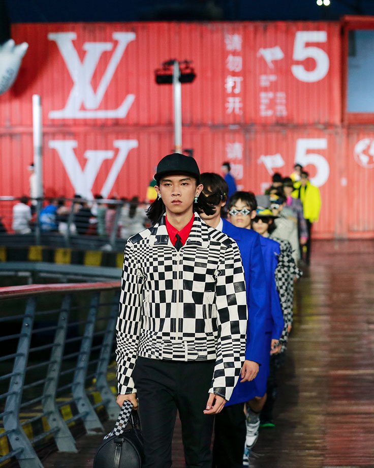 Louis Vuitton: a super estreia de Abloh com roupa de trabalho de luxo