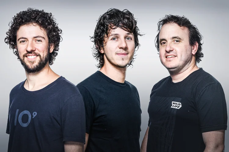 Arthur Lazarte, Victor Lazarte e Michael Mac-Vicar, fundadores da Wildlife: empresa, criada em 2011, é dona dos games de sucesso Sniper 3D e Tennis Clash (Germano Lüders/Exame)