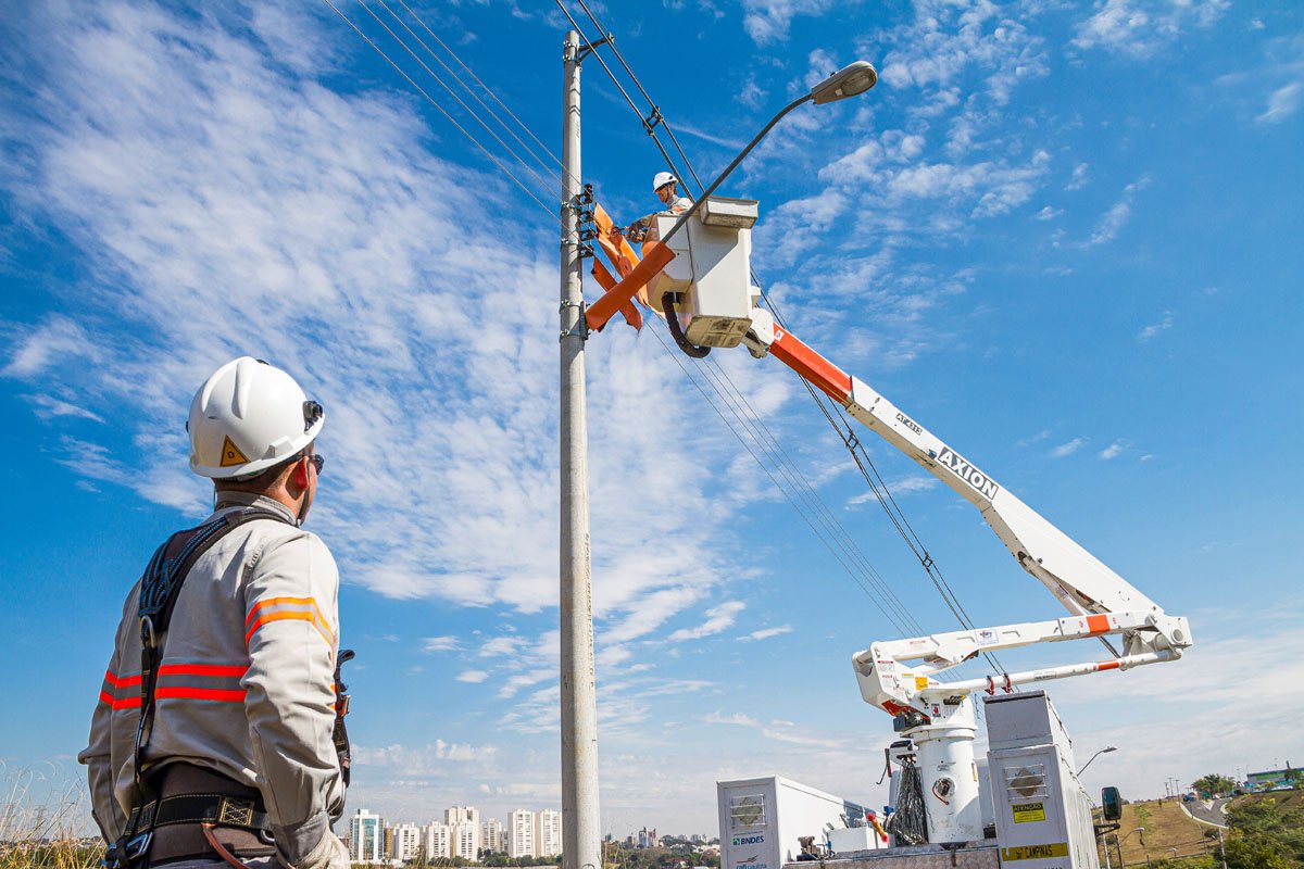 CPFL Energia (CPFE3) vai pagar R$ 700 milhões em dividendos; veja quem tem direito