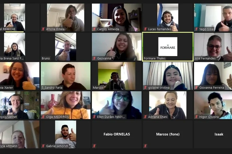 Aula online da turma da Formare na empresa Thales durante a pandemia (Thales/Divulgação)