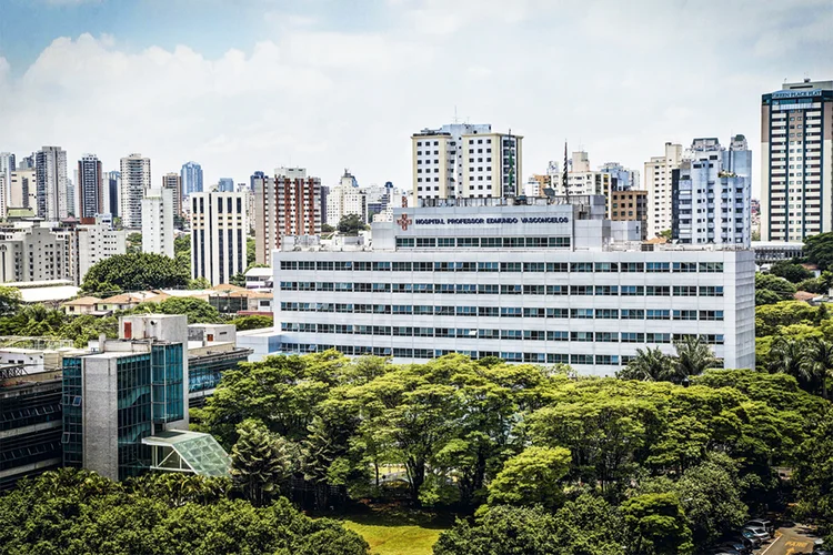 Hospital Edmundo Vasconcelos, em São Paulo: um dos imóveis cuja compra está emperrada por causa da burocracia (Luis Blanco/Fotoarena)