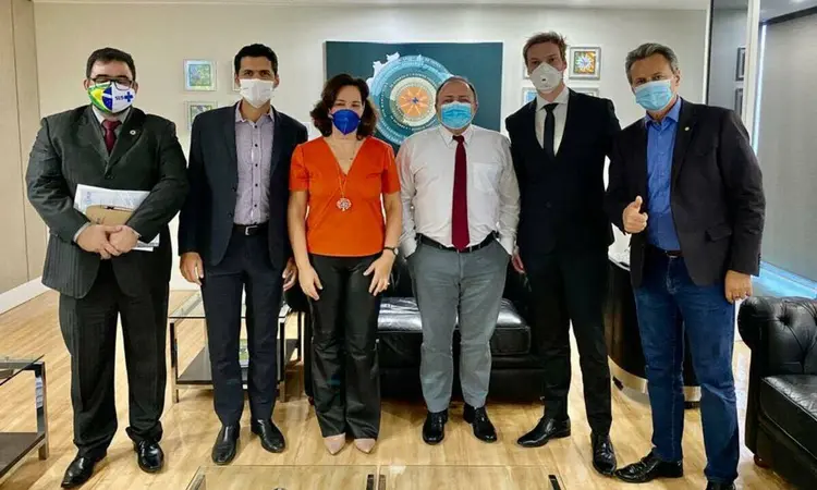Eduardo Pazuello: ministro interino da Saúde recebeu defensores do uso do ozônio como forma de tratamento para o novo coronavírus (Facebook/Reprodução)